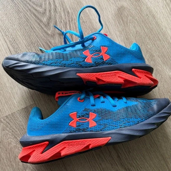 Under Armour Big Kids Bright Blue Sneakers/ Red Accents, Size 7 - Picture 1 of 4